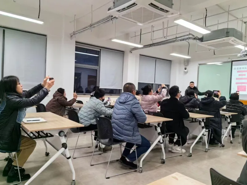 2.jpg?x-oss-process=style/resize