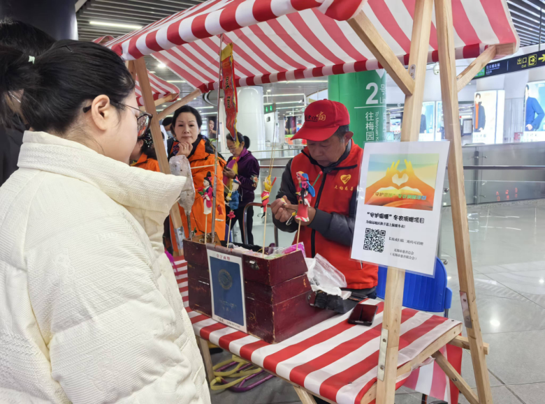 义卖市集为“守护温暖”冬衣捐赠项目助力.png